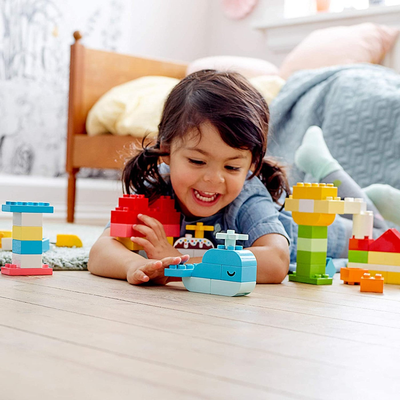 Lego duplo cutie pentru creatii distractive 10909