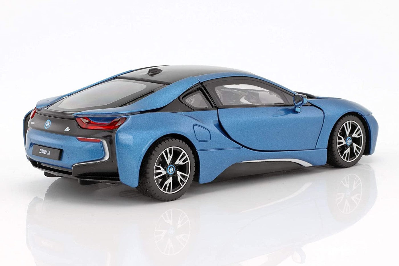 Masinuta metalica bmw i8 albastru scara 1 la 24