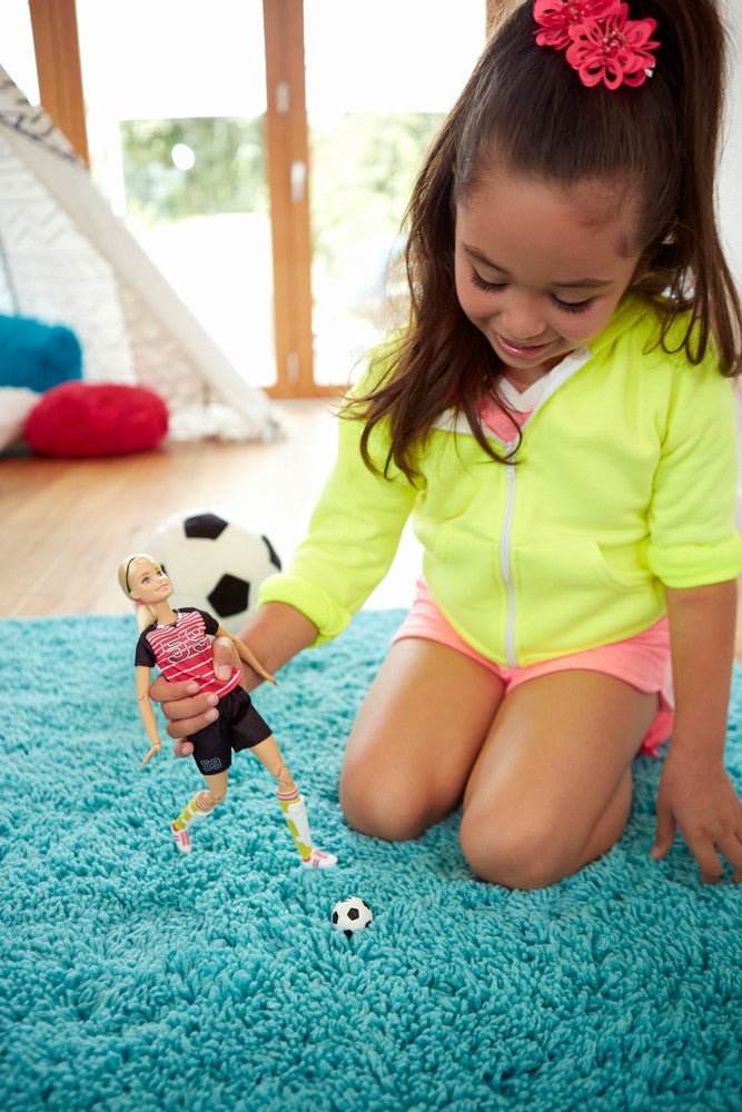 Barbie papusa jucatoare de fotbal