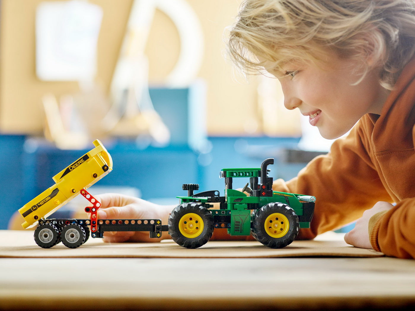 Lego technic tractor john deere 42136