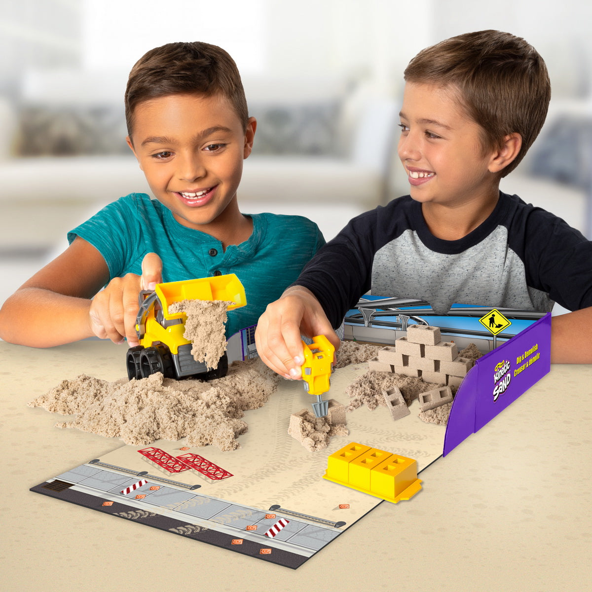 Kinetic sand set pentru constructii 2in1