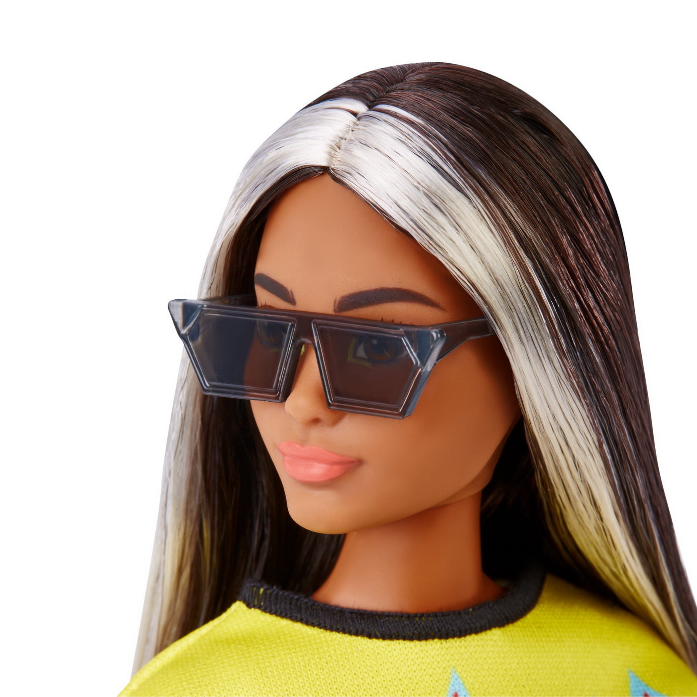 Papusa barbie fashionista bruneta cu suvite blonde