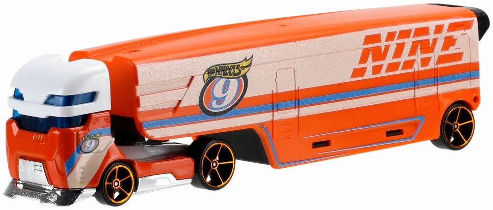 Set camion si masina sport hot wheels speedway hauler