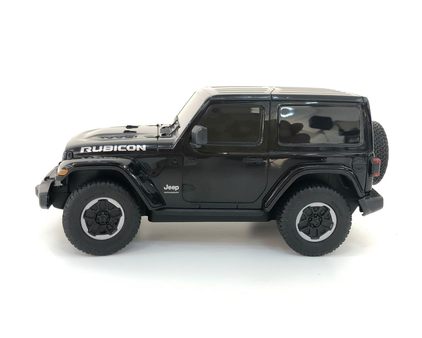 Masina cu telecomanda jeep wrangler jl negru scara 1 la 24