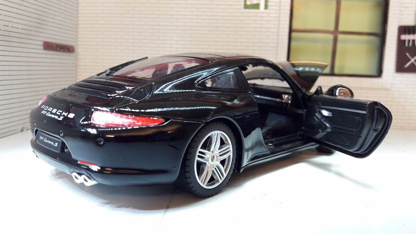 Masinuta metalica porsche 911 negru scara 1 la 24