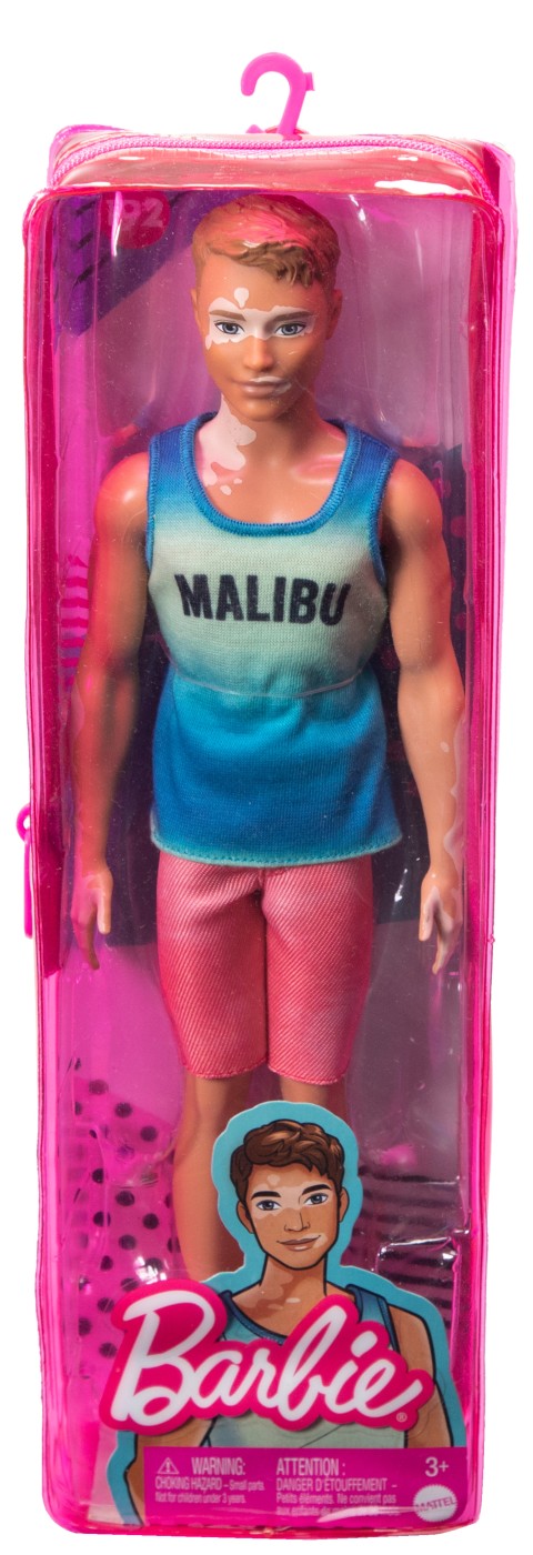 Barbie papusa baiat fashionistas cu maiou